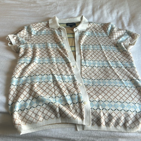 Bonobos M Sweater top.  GUC - Picture 1 of 4